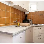 Miro * Primošten